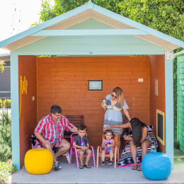 Cabanas Raging Waters Sydney