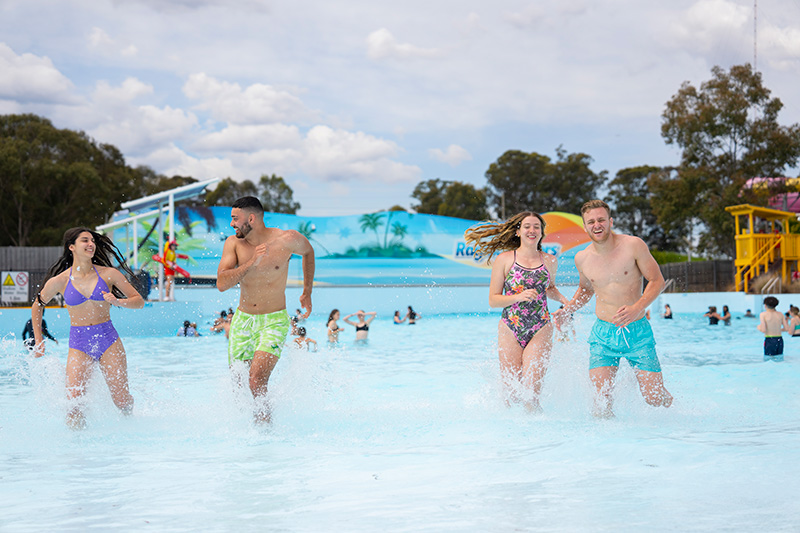 Couples at Wave Pool
